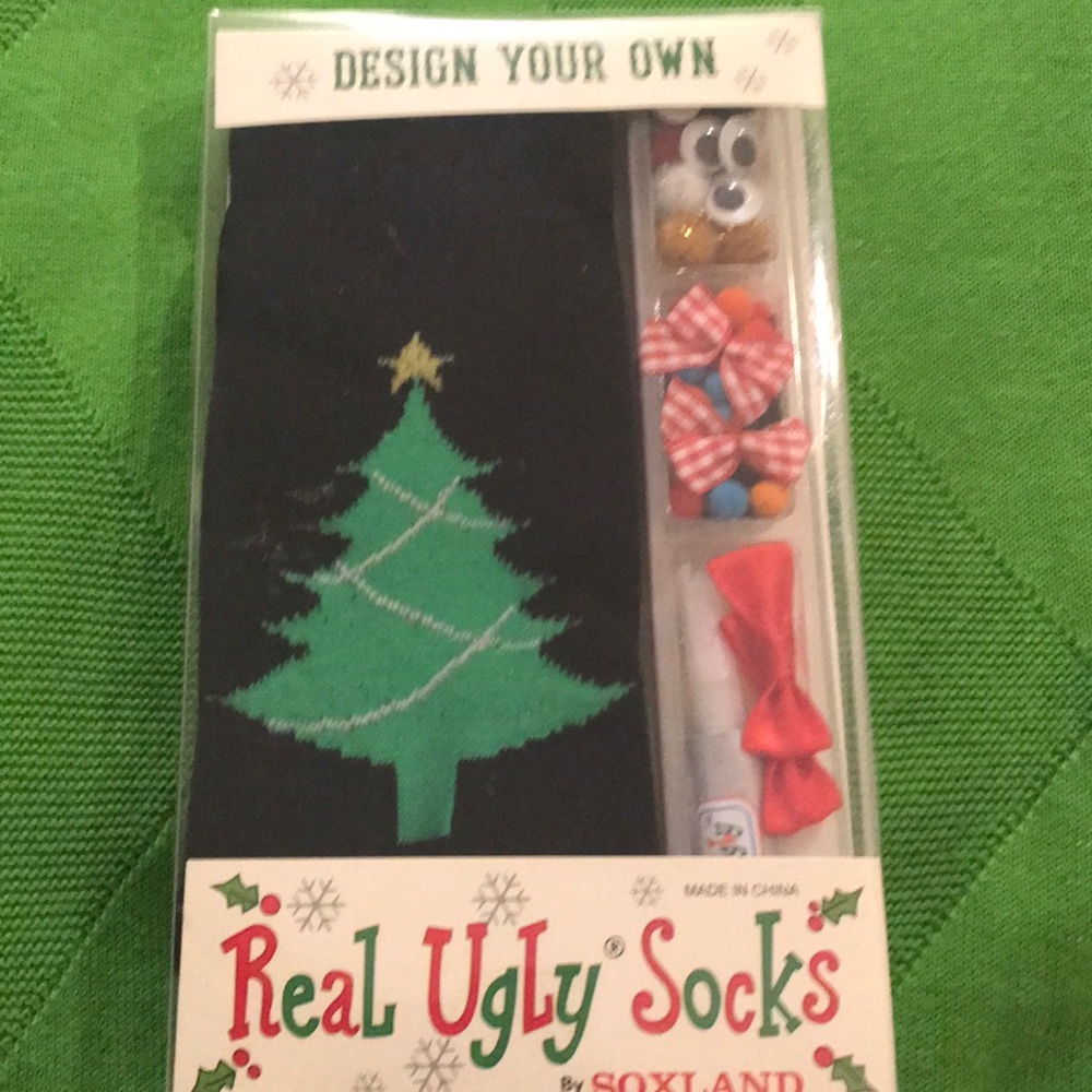 Christmas Real Ugly Sock Kit New Sealed